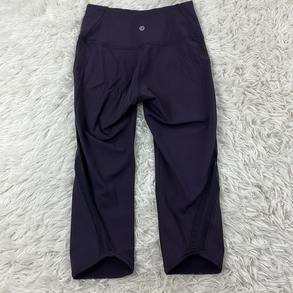 🔥$SALE$🔥 Lululemon Sun Setter Crop (17") Boysenberry - Picture 5 of 5